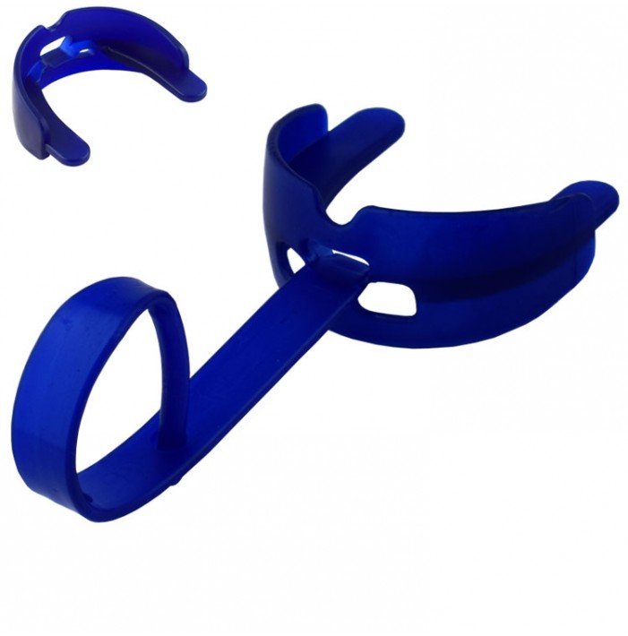 Ultima mouth guard with strap blue