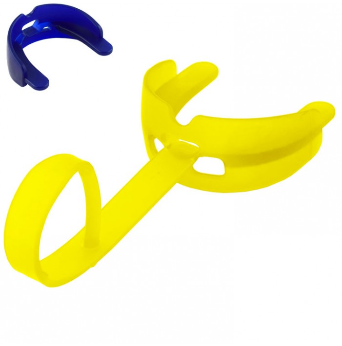 Ultima mouth guard with strap yellow